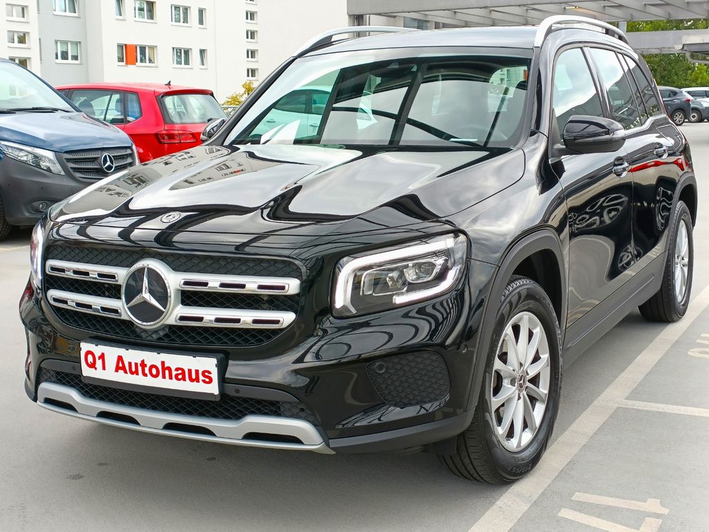 Mercedes-Benz GLB 180