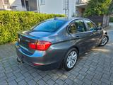 BMW 320i Lim. Aut. Sound Navi - BMW 320 aus 2012: 320i
