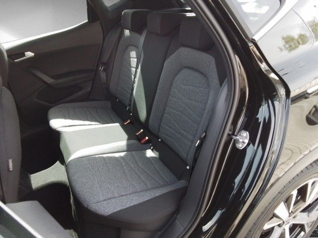 Fahrzeugabbildung SEAT Arona 1.0 TSI Xperience AHK 18''