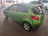Mazda 2 Lim. 1.5 Impression 5Tür*Klimaauto*Sitzh*Tempo - Mazda 2: Grün