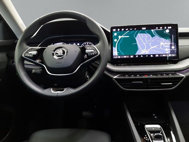 Fahrzeugabbildung Skoda Octavia Combi Selection 2.0TDI AHK HuD Leder Nav