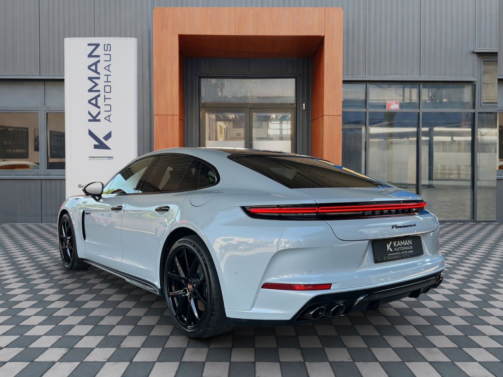Porsche Panamera 4 E-Hyb Sport Design Sportabgas 21 Alu foto 24