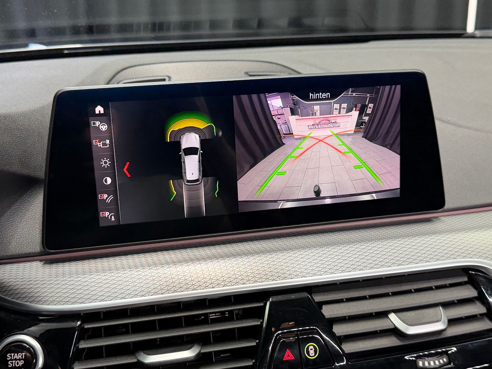 Fahrzeugabbildung BMW 540i Touring xDrive M Sport|HIFI|HuD|PANO|KEYLES