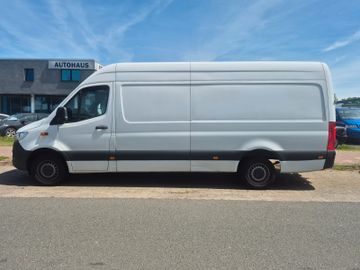 Mercedes Sprinter - 2