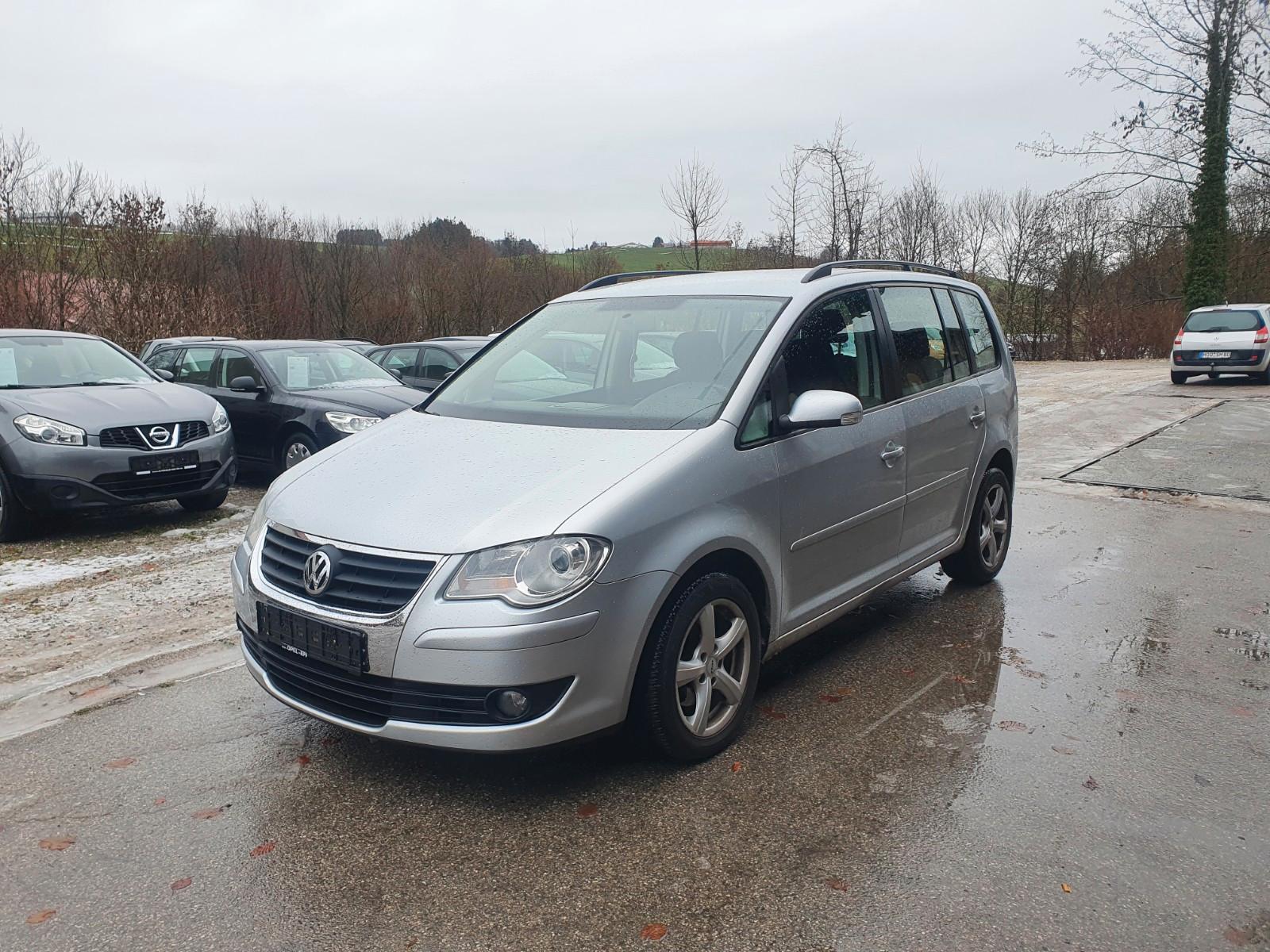 Volkswagen Touran Trendline 7 Sitze Tüv Neu