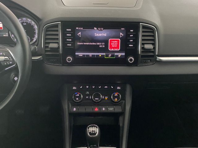 Karoq CLEVER 1.5 TSI AHK+NAVI+LED+KAMERA