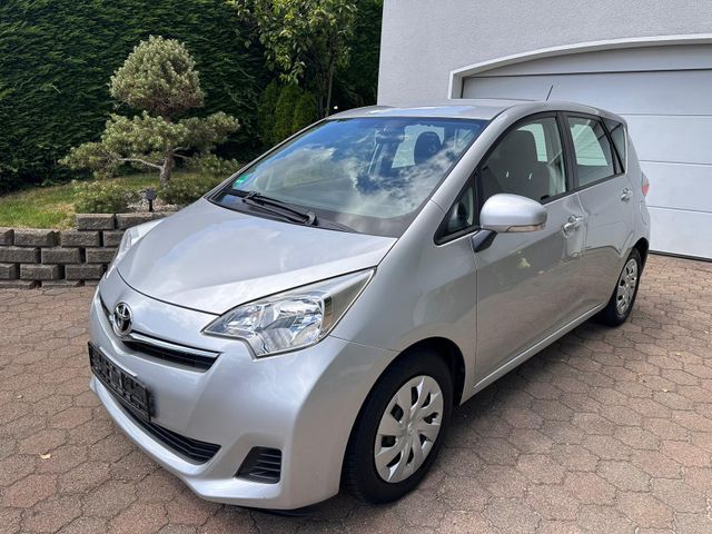 Toyota Verso-S Life AUTOMATIK,8xbereift,2.HAND