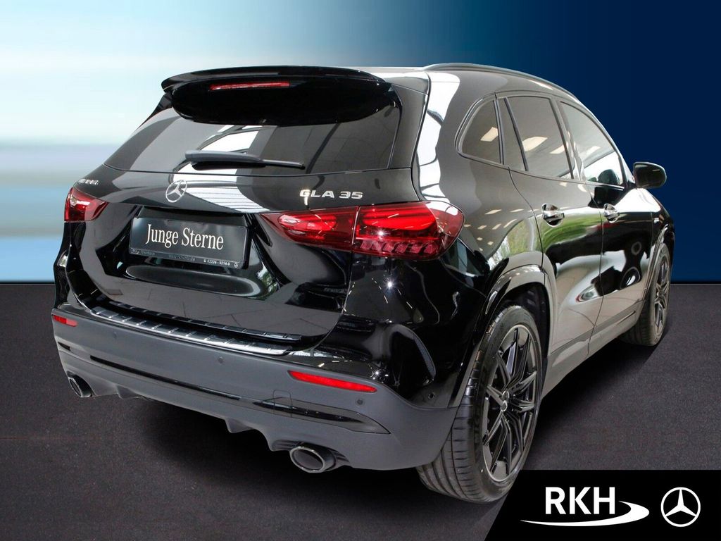 Mercedes-Benz GLA 35 AMG — fotografia 3