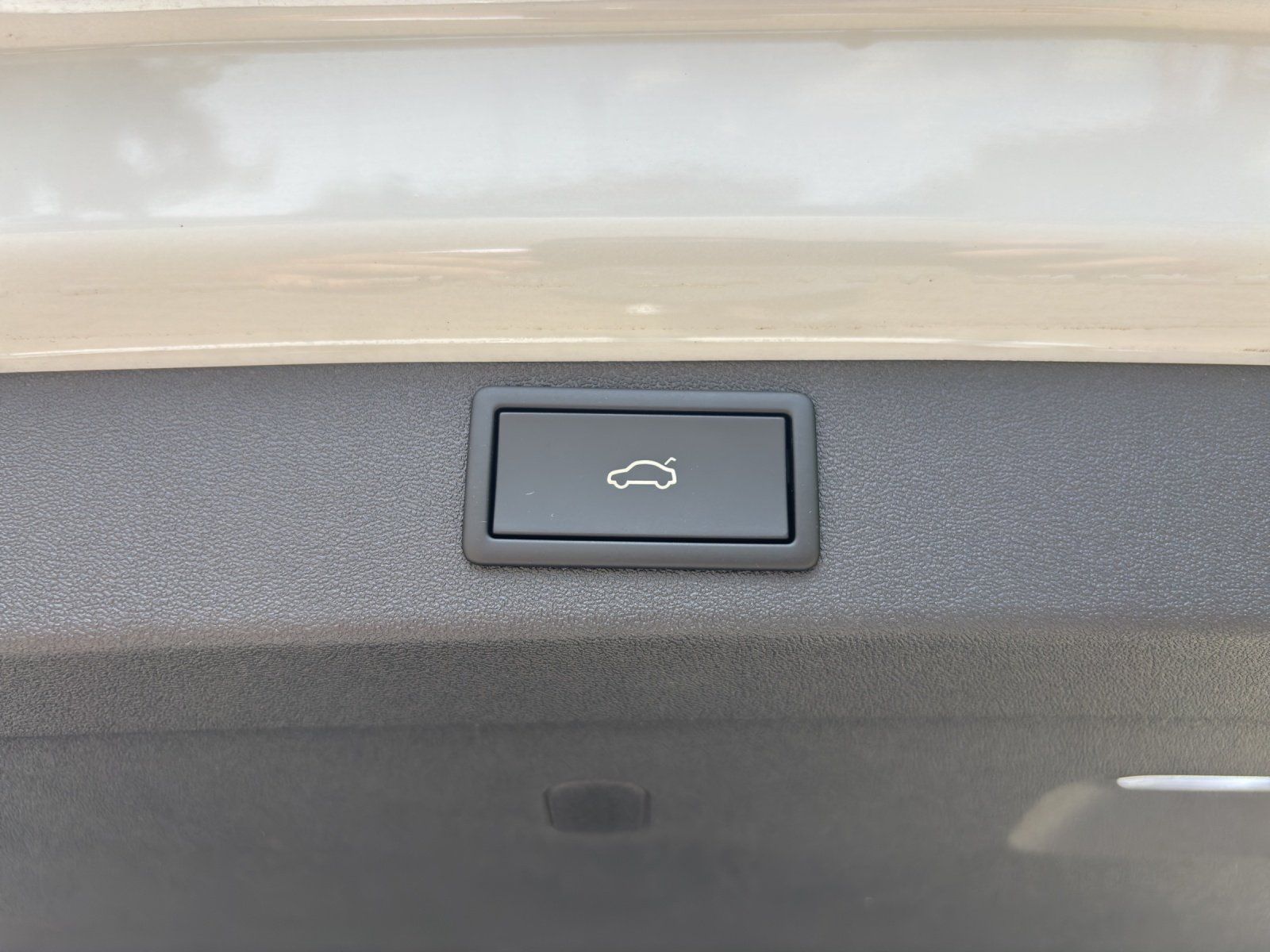 Fahrzeugabbildung SKODA Enyaq 80x (ab MJ23.2)