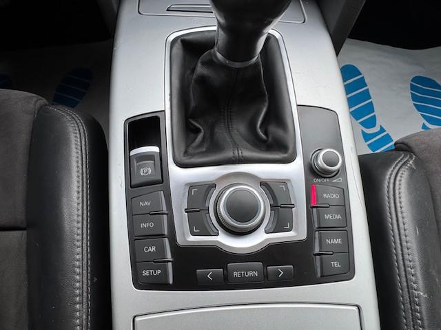 Audi A6 2010 — photo 12