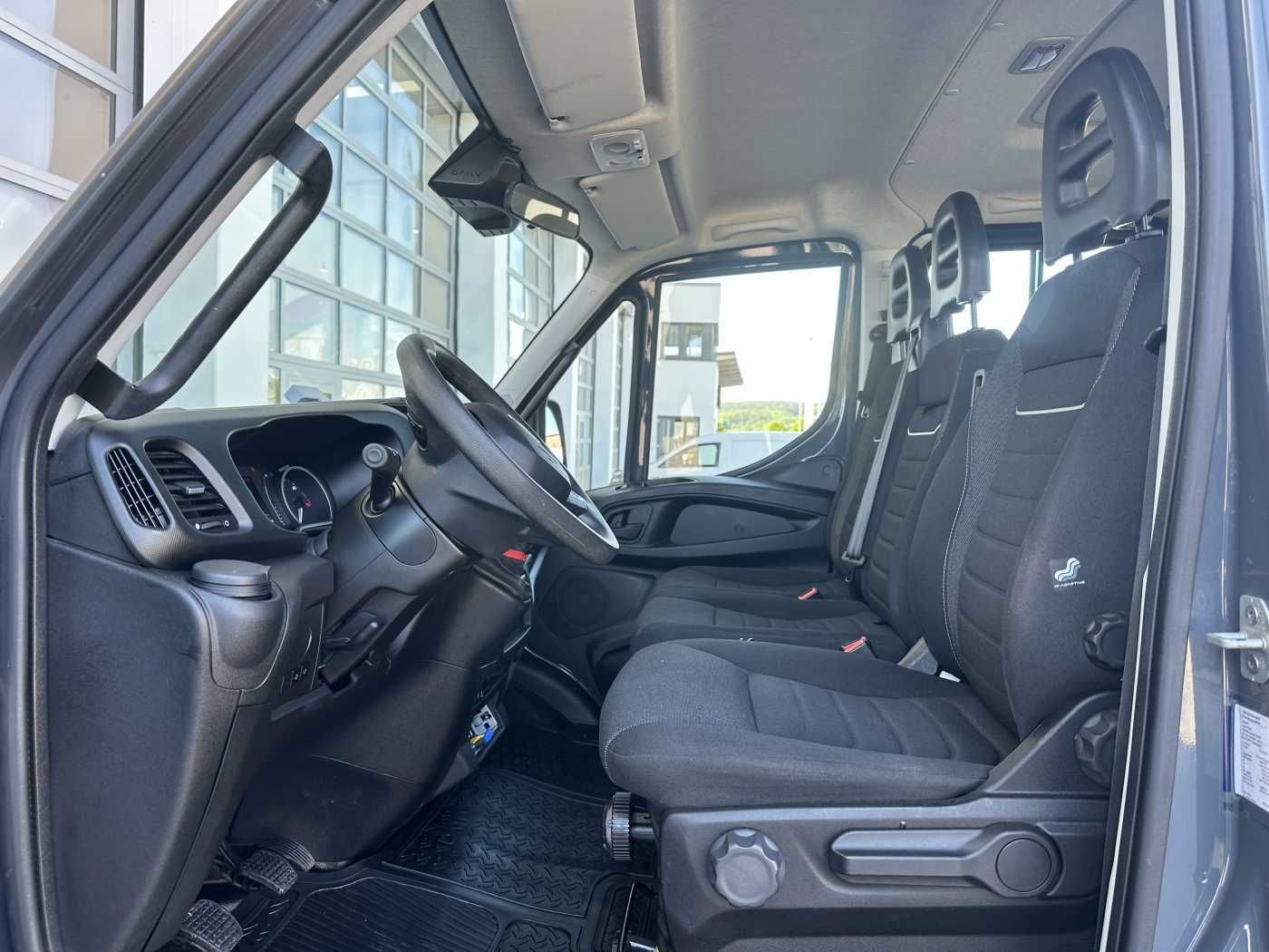 Fahrzeugabbildung Iveco 70C18H Meiller 3-S.Kipper *R.3750mm*7Sitze*AHK*