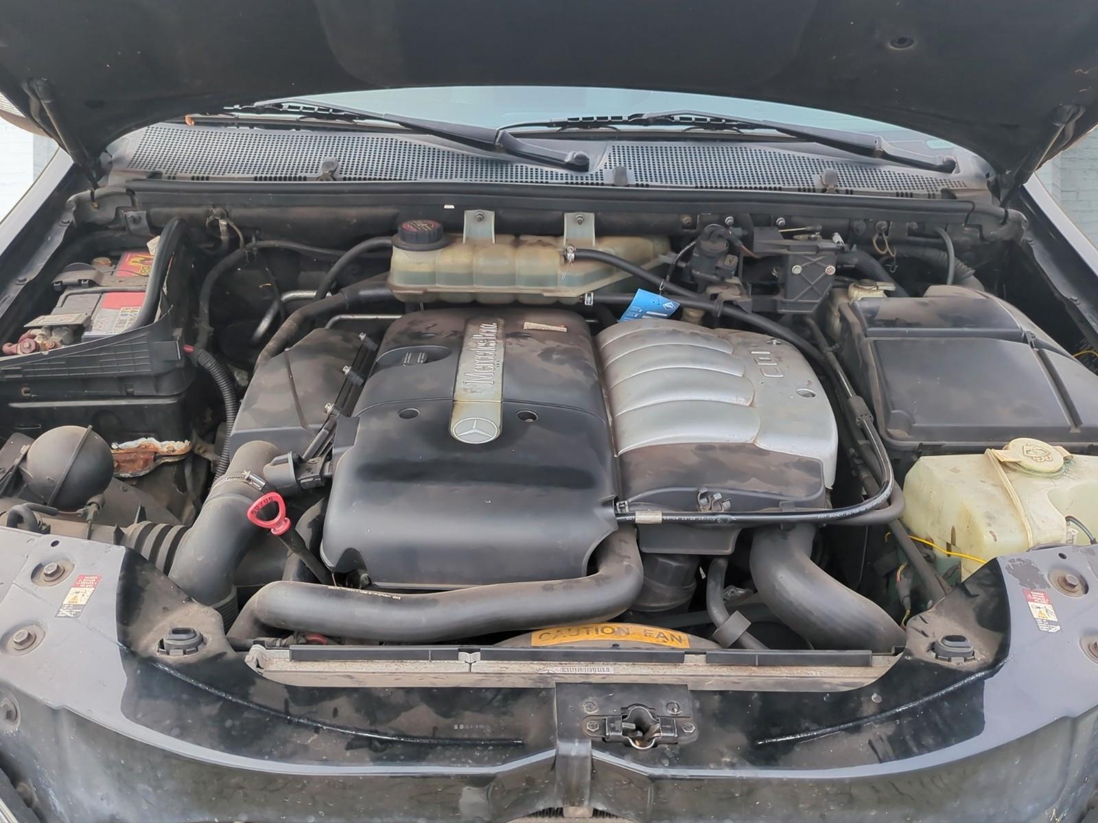 Mercedes-Benz ML270 2004 — photo 17