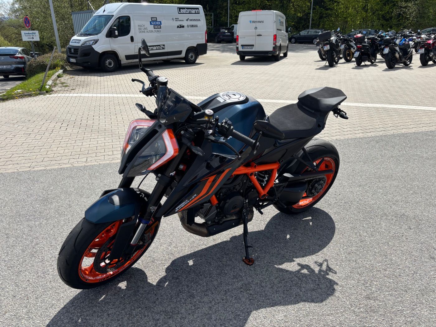 Fahrzeugabbildung KTM 1290 Super Duke R Evo Tech Pack