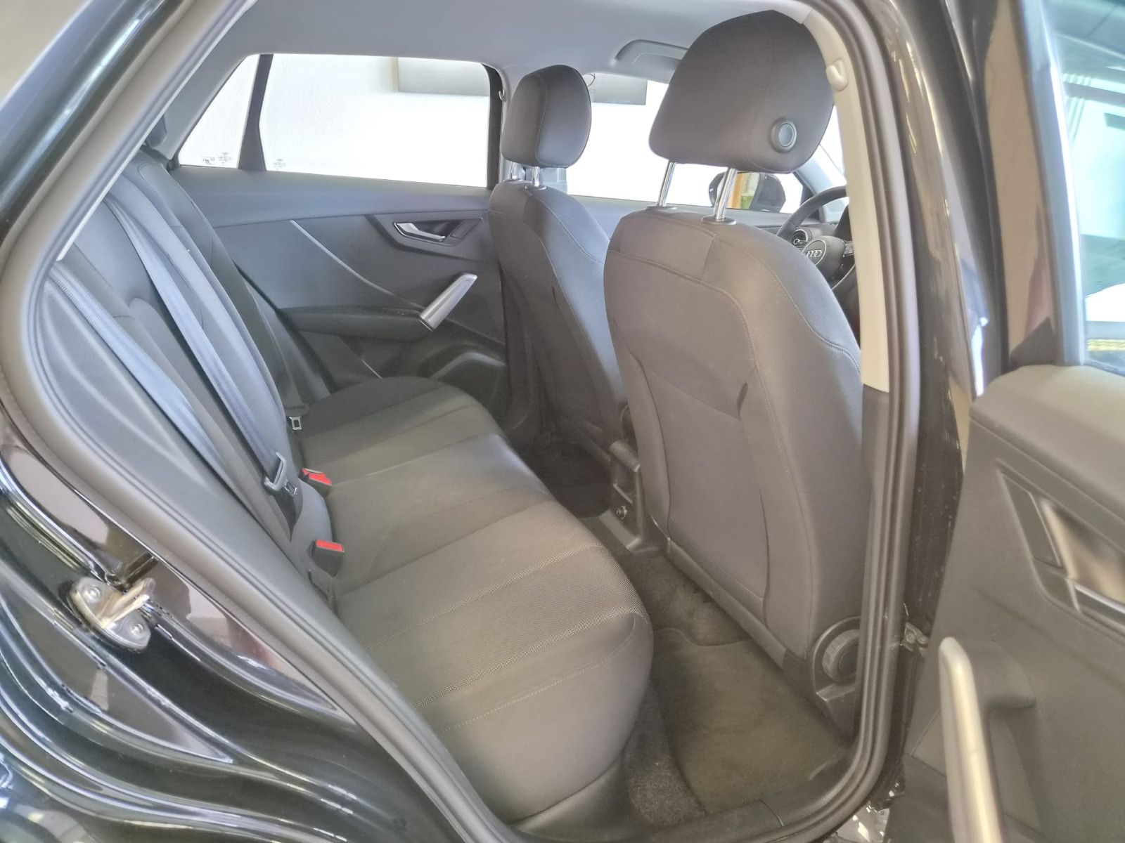 Fahrzeugabbildung Audi Q2 35 TFSI advanced / LED / NAVI / KAMERA