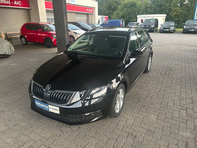 Skoda Octavia-CombiAmbition-AppleCarPlay-Android-Auto-