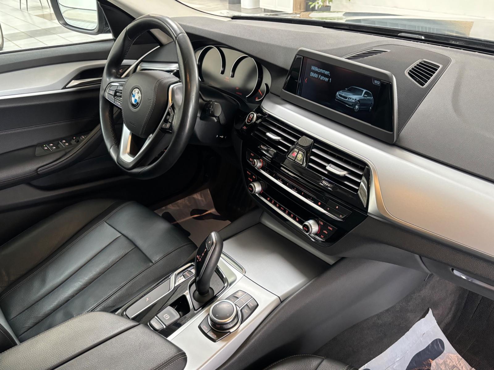 BMW 520d xDrive Automatik,Scheckheft,Rückfahrkamera