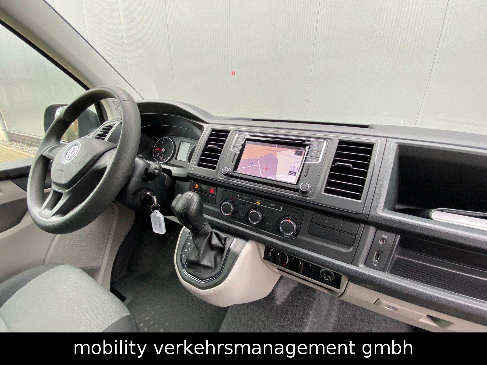 Volkswagen T6 Kombi lang DSG Rollstuhl Rampe AHK Klima Navi
