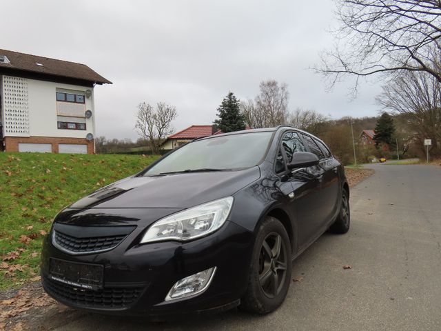 Opel Astra J Sports Tourer Design Edition