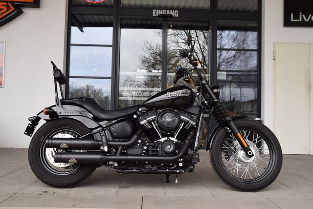 Harley-Davidson FXBB Street Bob mit Jekill&Hyde