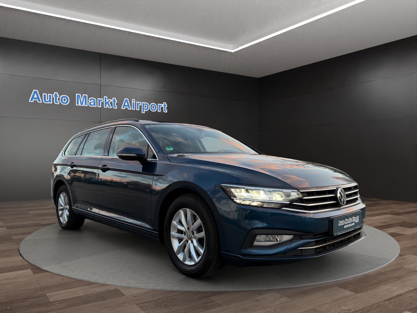 Volkswagen Passat Variant Business 1.HAND LED ACC 2xPDC !