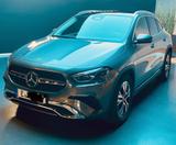 Mercedes-Benz GLA 200d Panoramadach Anhängerkupplung Garantie