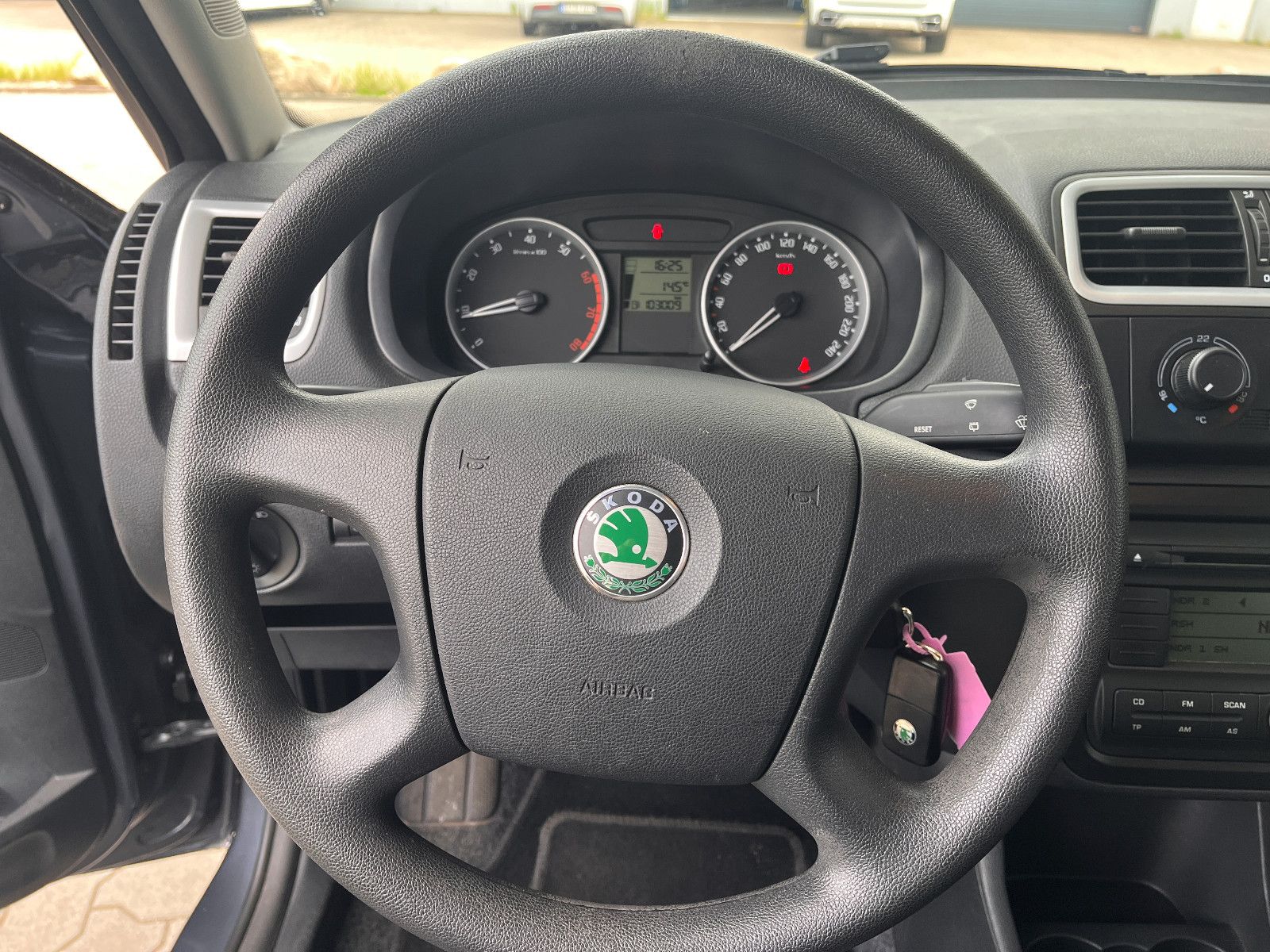 Fahrzeugabbildung SKODA Fabia Ambiente