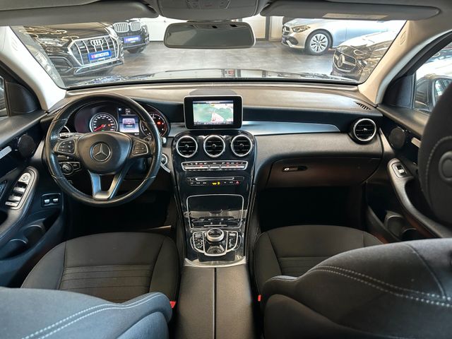 MYAUTOCENTER – Gebraucht- und Jahreswagen mit Werkstattservice in Pfaffenhofen Mercedes-Benz GLC *TÜVSERVICE NEU*TEMPO*AHK*SitzHZ*NAV*PDC*