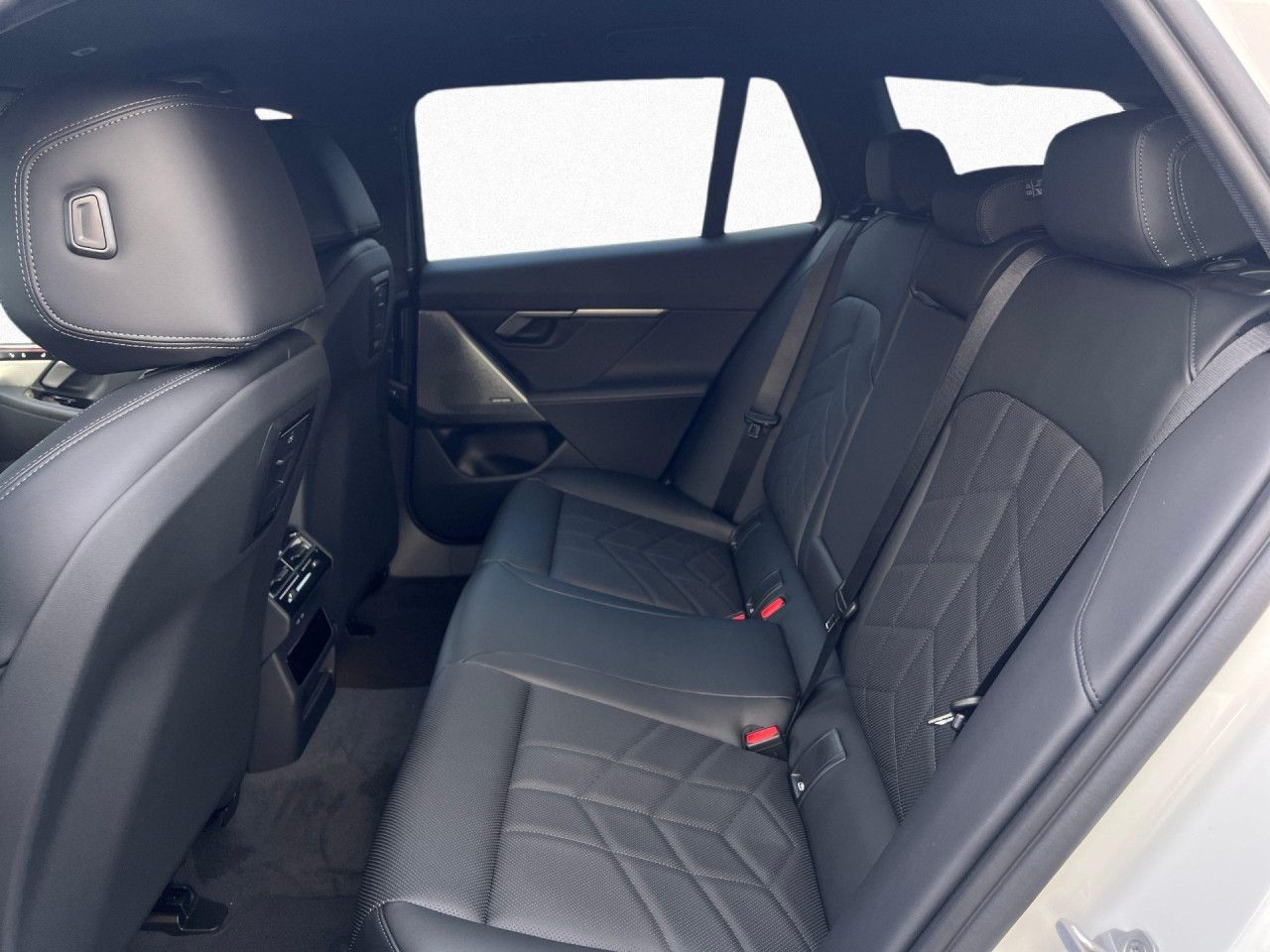 BMW i5 - Bild 14