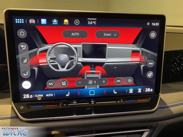Tiguan 2.0 TDI DSG R-Line NAVI KLIMA LED PANO