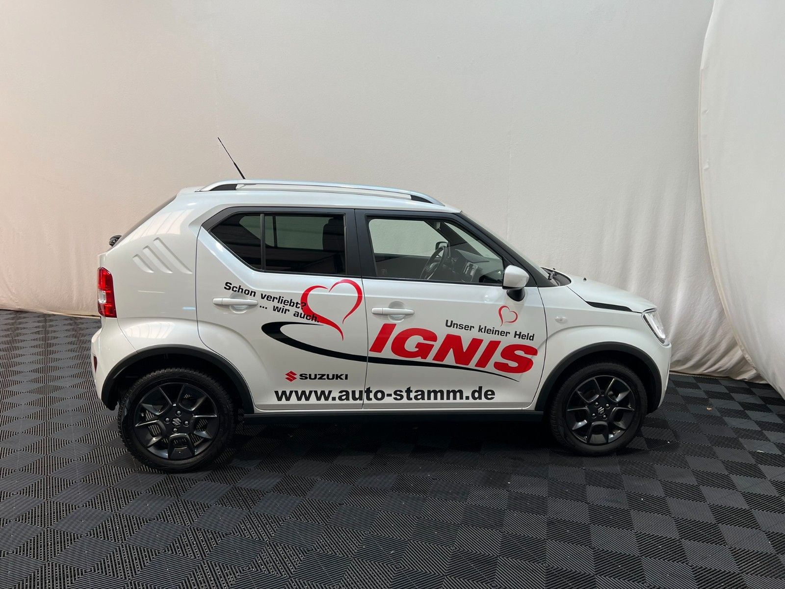 Fahrzeugabbildung Suzuki Ignis 1.2 DUALJET HYBRID Comfort