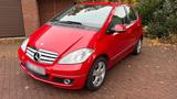 Mercedes-Benz A-Klasser A180 W169 rot Avan... - Mercedes-Benz W169