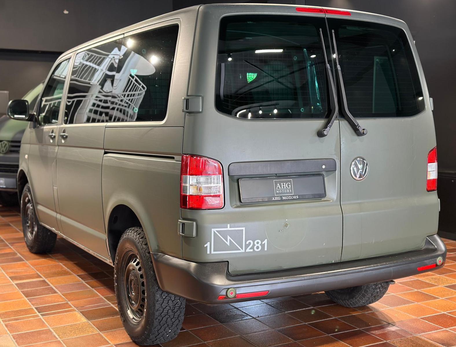 Volkswagen T5 WIDDER 4MOTION ROCKTON SEIKEL BUNDESWEHR OFFR