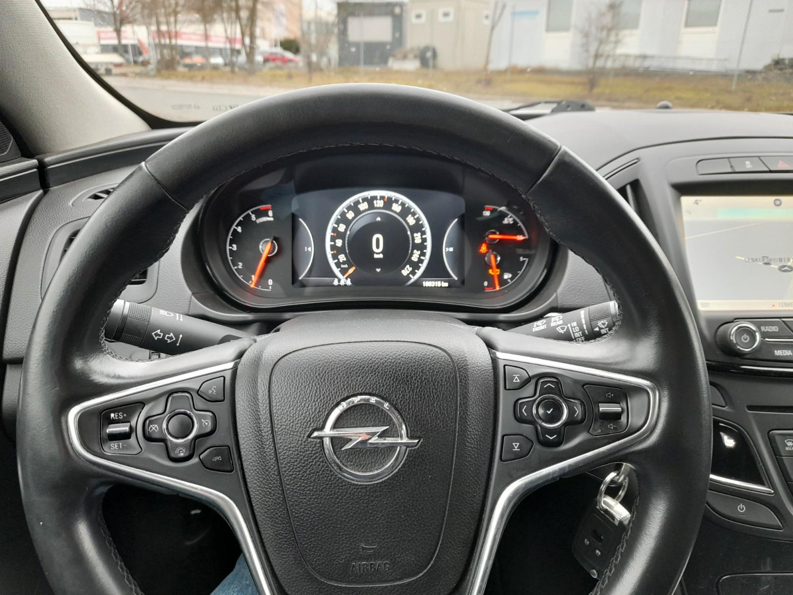 Opel Insignia 2015 — photo 12