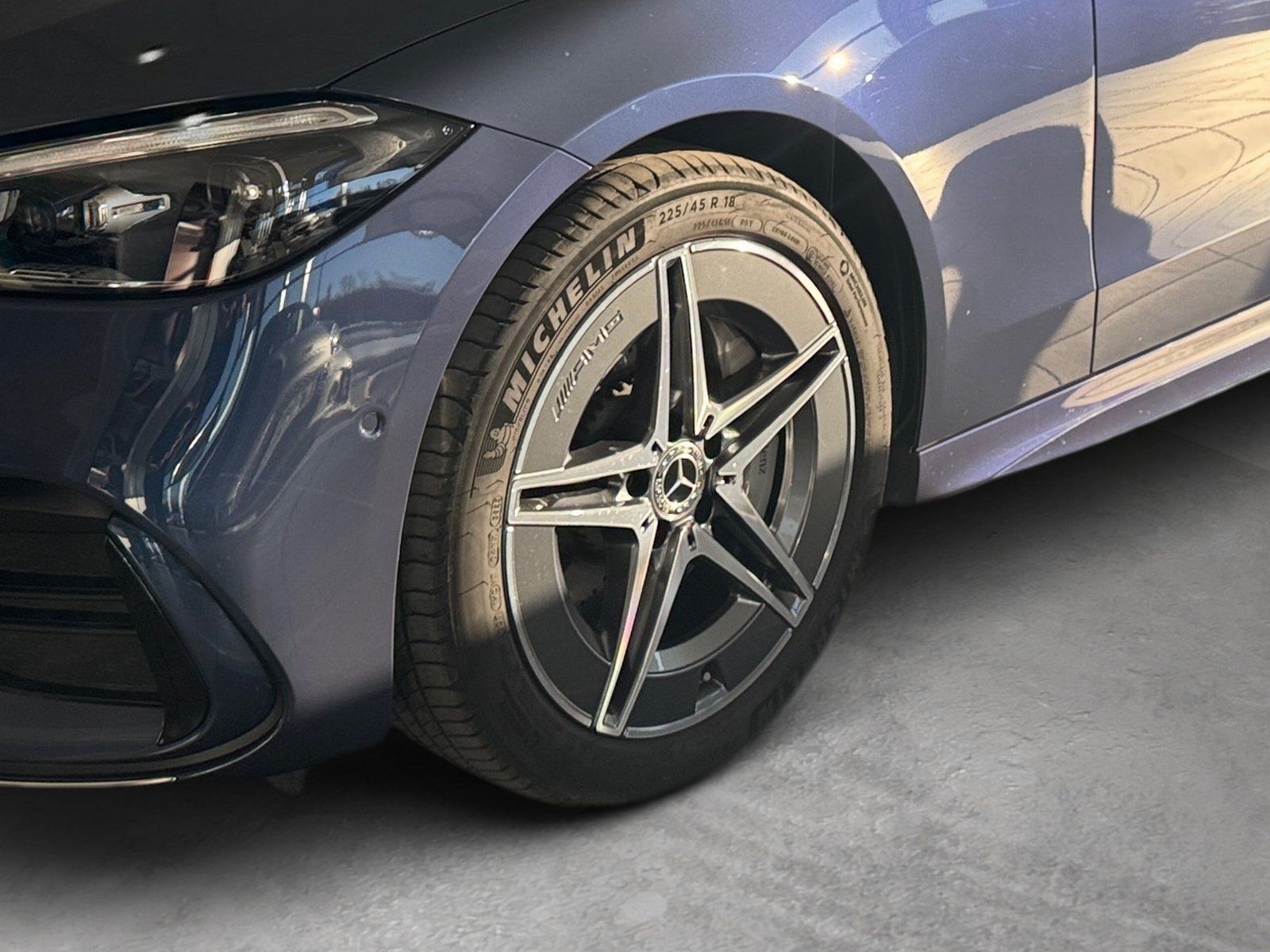 Fahrzeugabbildung Mercedes-Benz C 300 T d AMG*Distronic*360°*Digital-Light*AHK*