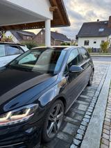 Volkswagen Golf 1.6 TDI Join Join - Volkswagen Golf mit Diesel-Antrieb: Limousine, 1.6