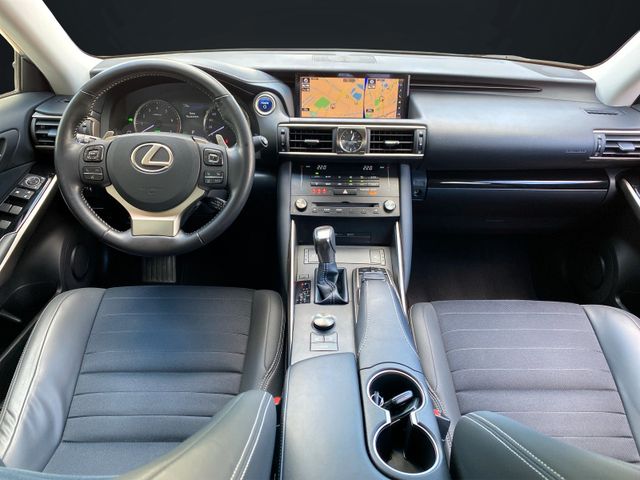 Lexus IS 300