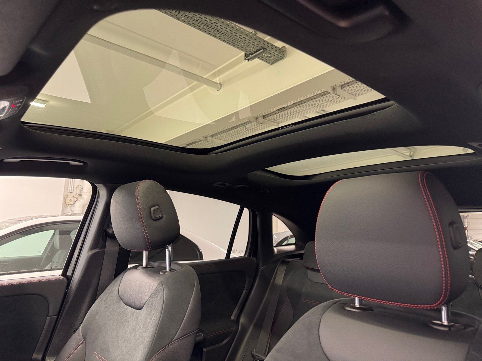 Fahrzeugabbildung Mercedes-Benz GLA 200 AMG*Panorama*Multibeam*Kamera*EasyPack*