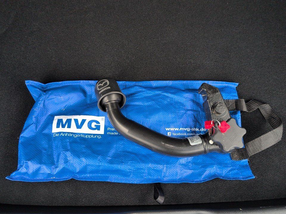 Fahrzeugabbildung Mazda CX-30 SKY-X 180 SELECTION BOSE DESIG/ACT-P LEDER