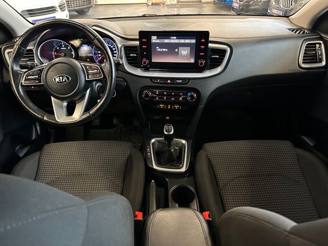 MYAUTOCENTER – Gebraucht- und Jahreswagen mit Werkstattservice in Pfaffenhofen Kia Ceed Sportswagon Edition 7 *Spurhalte*