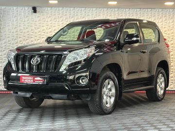 Toyota Land Cruiser - 4