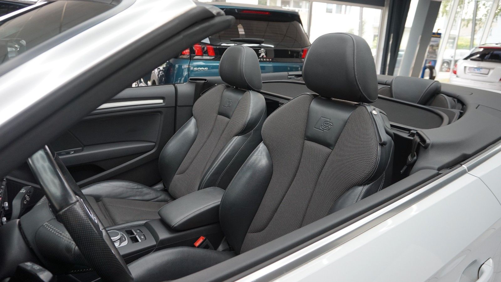 Fahrzeugabbildung Audi A3 Cabriolet S-Line Verbrauch nur 5,2L/100
