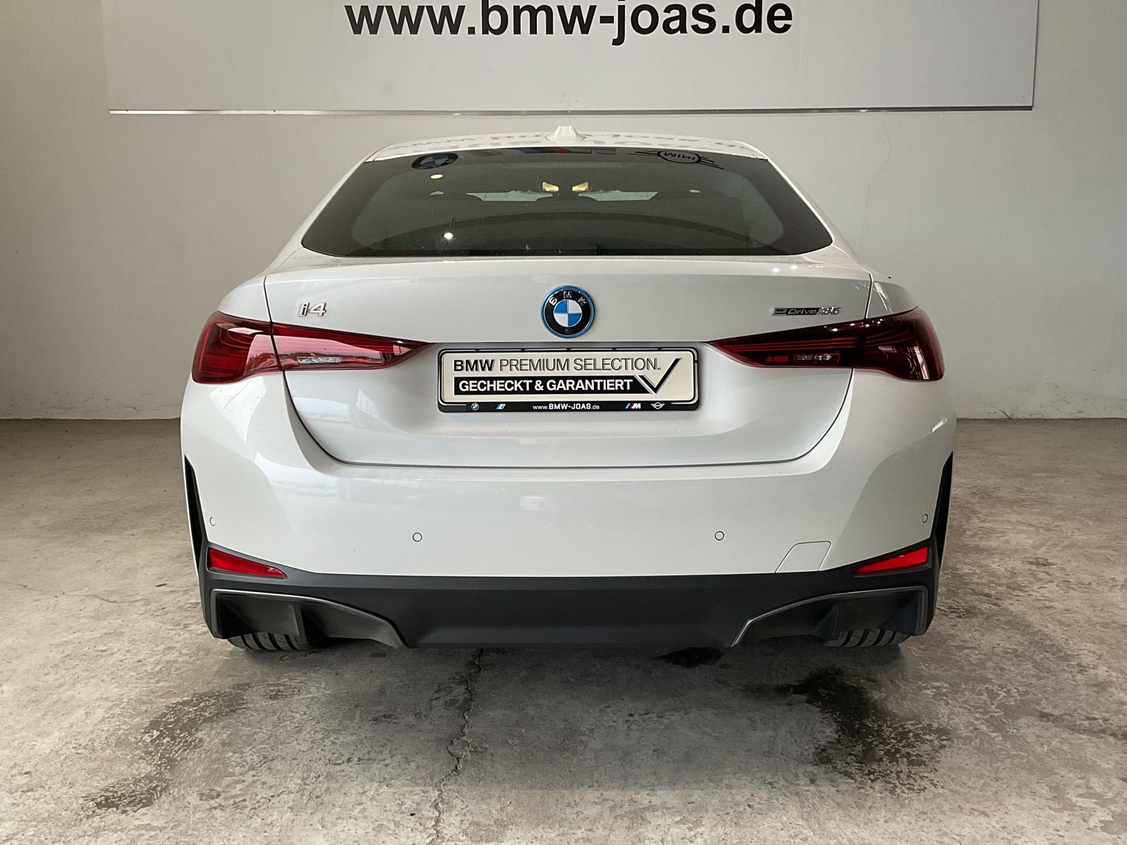 Fahrzeugabbildung BMW i4 eDrive35 |M Sportbremse |Komfortzugang |HiFi