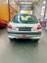 Peugeot 206 1.1 Special 60 - gebrauchte Peugeot 206 aus dem Jahr 2001