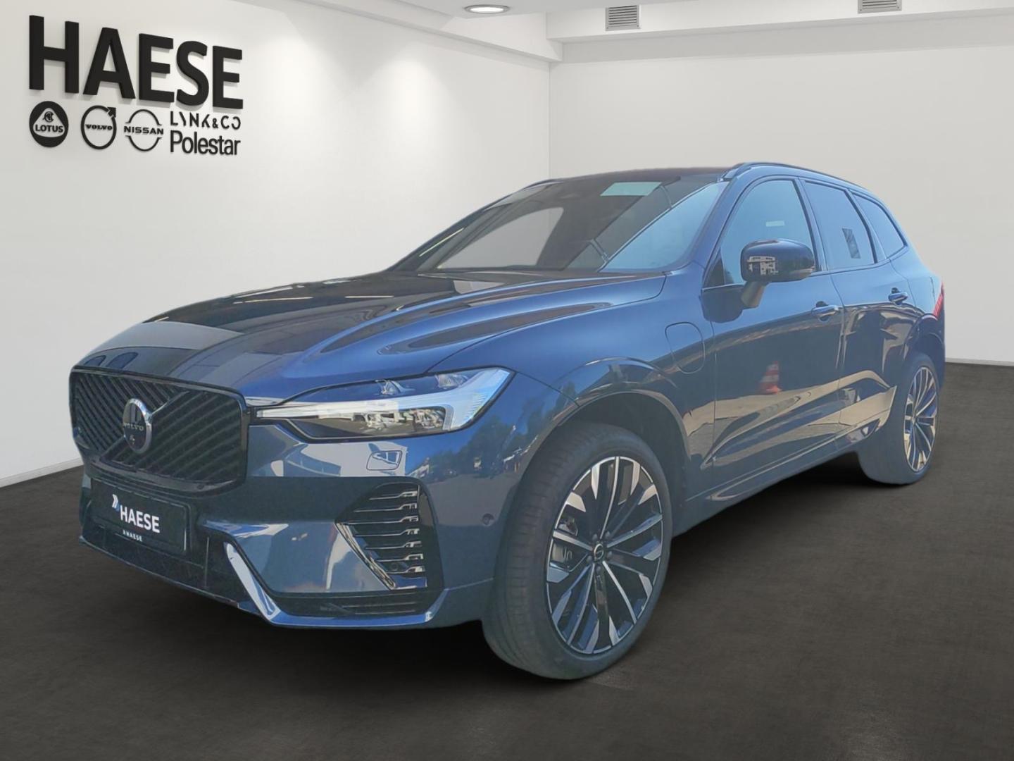 Volvo XC60 Plus Dark Recharge Plug-In Hybrid AWD HUD A