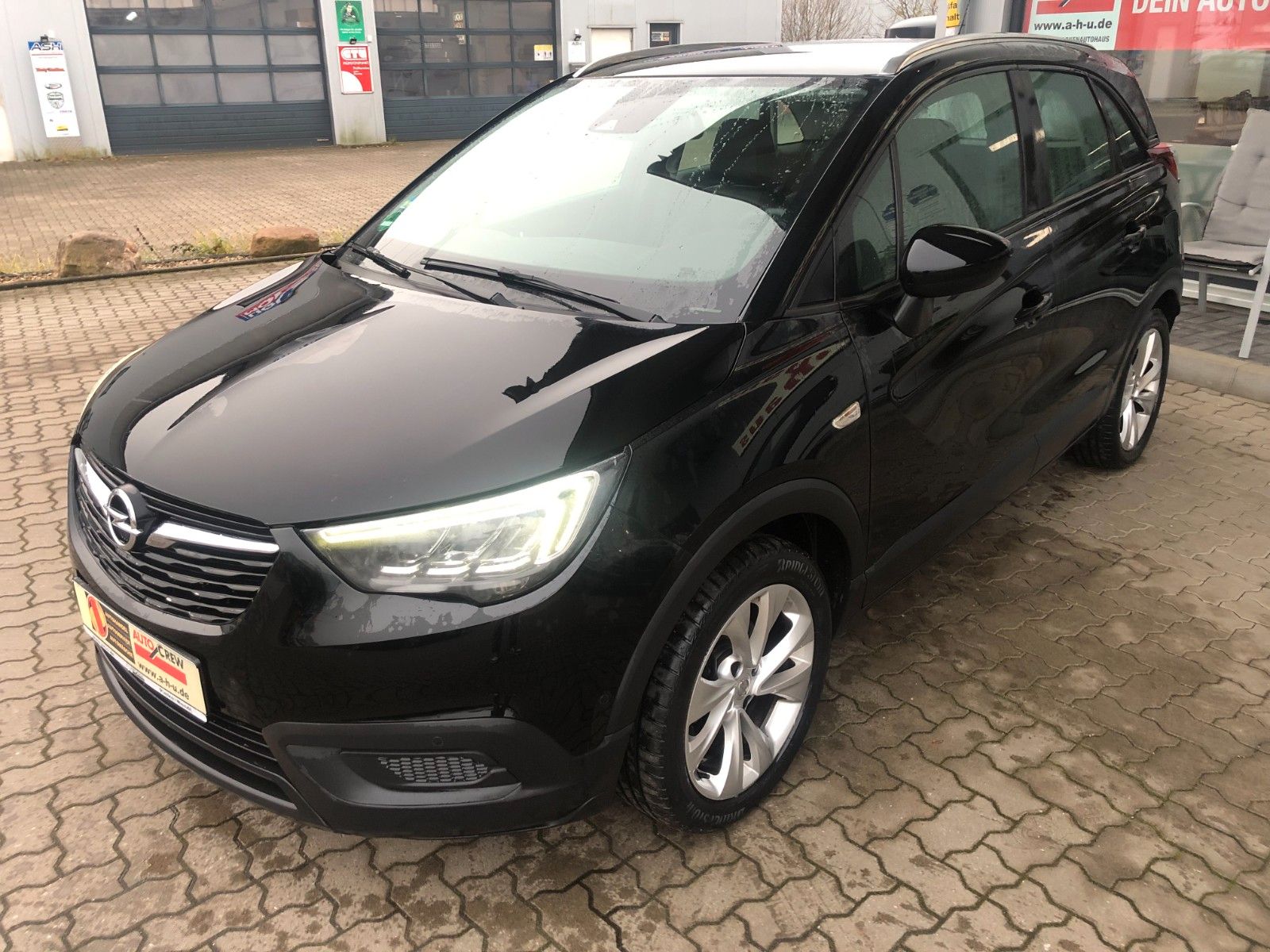Fahrzeugabbildung Opel Crossland (X) Edition