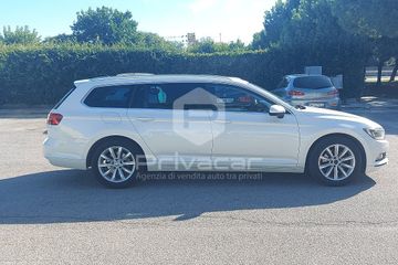 Volkswagen Passat - 4