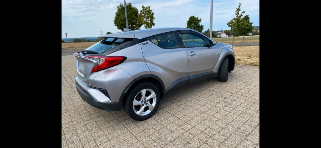 Image of Toyota C-HR