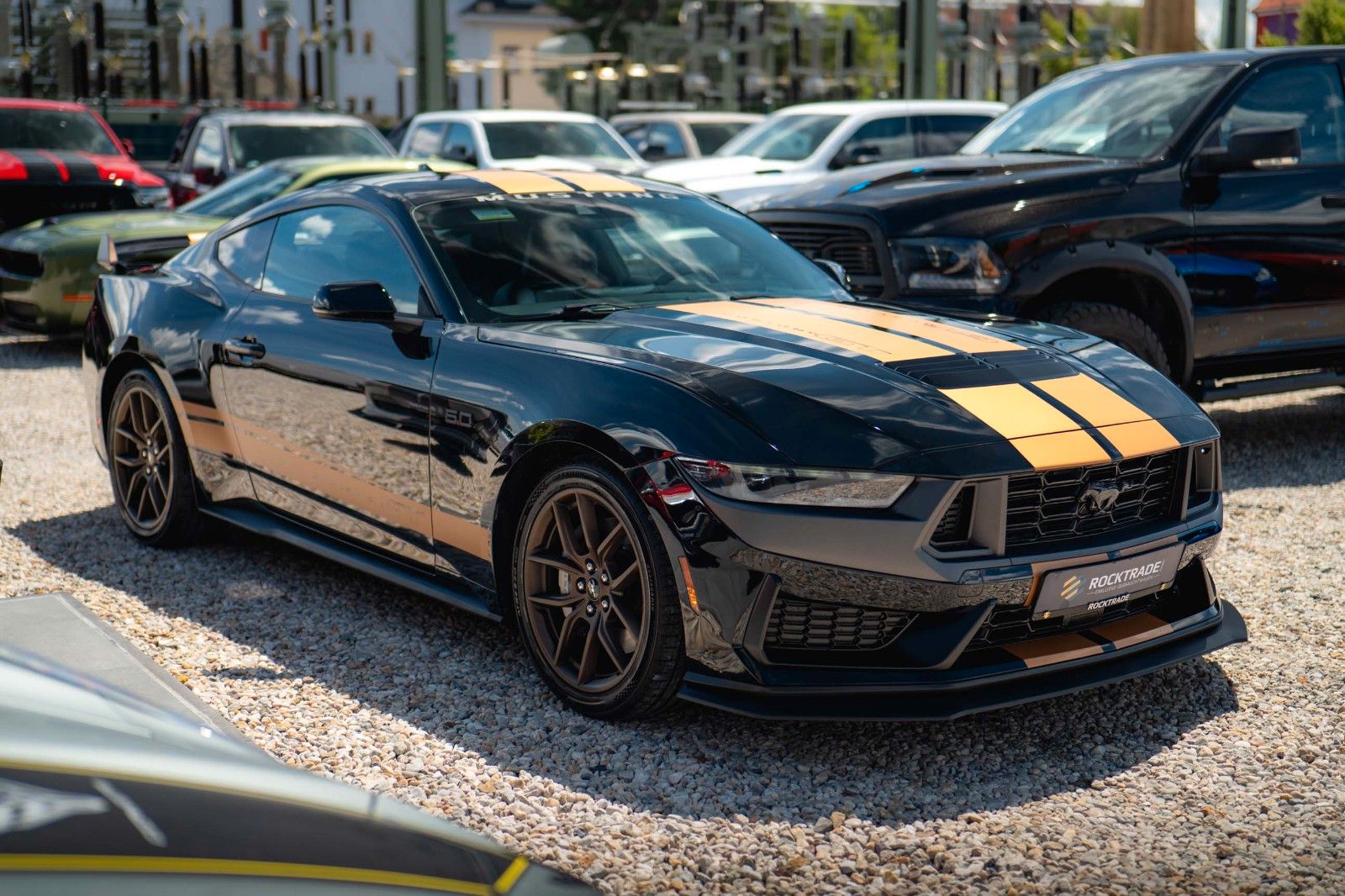 Fahrzeugabbildung Ford Mustang Fastback 5.0 Ti-VCT V8 Dark Horse 6-Gang