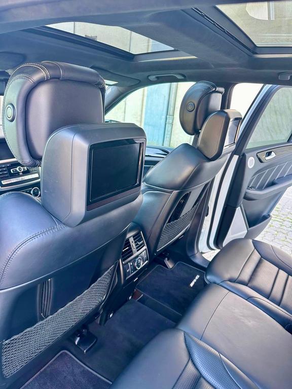 Mercedes-Benz ML 63 AMG