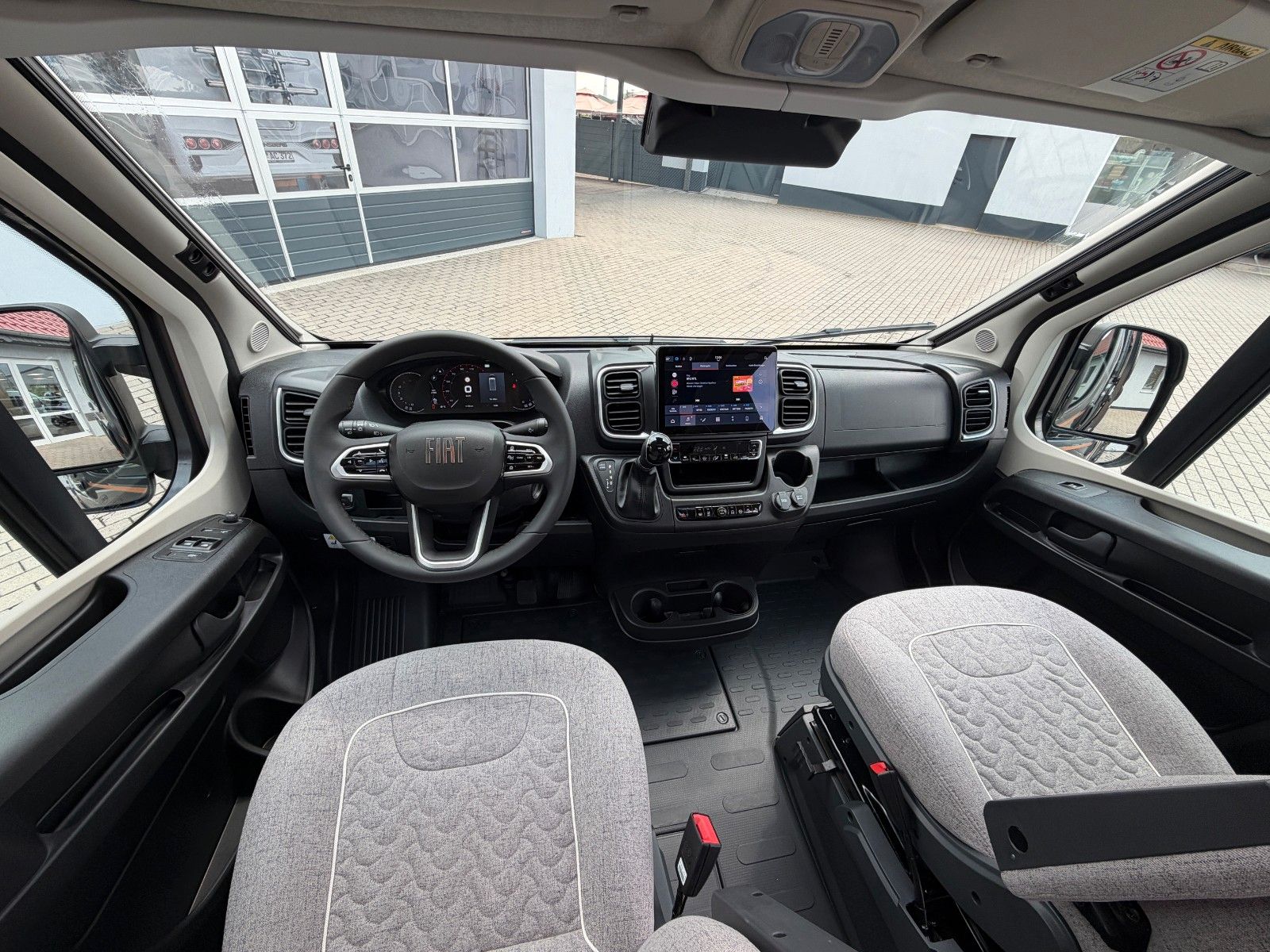 Fahrzeugabbildung Malibu Van 640 LE RB GT - first class two rooms
